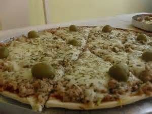 Pizza de atum 1